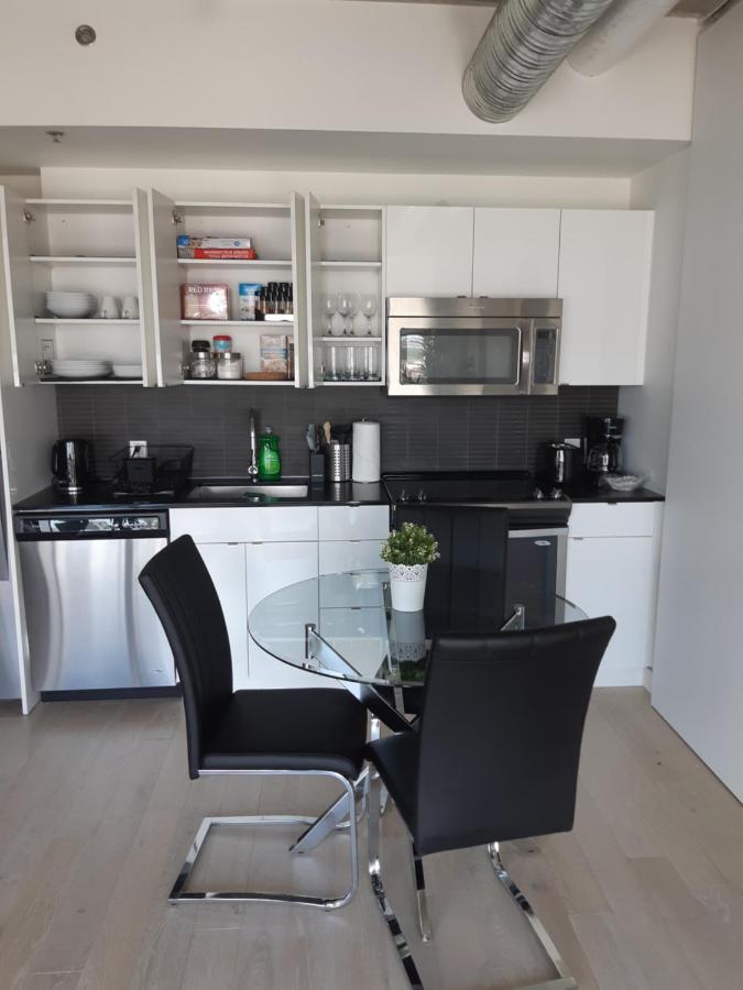 Luxury Skyline Condo In Downtown Free 24/7 Parking Winnipeg Ngoại thất bức ảnh