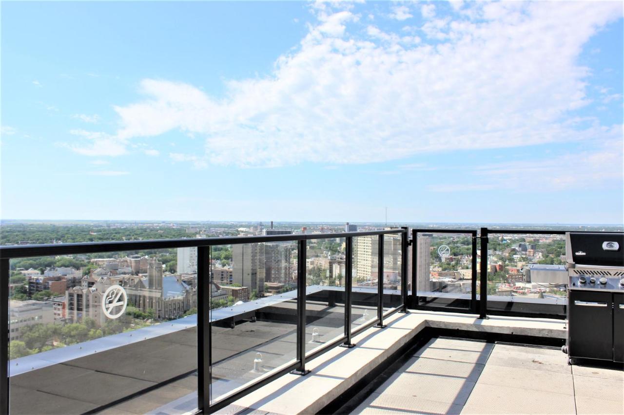 Luxury Skyline Condo In Downtown Free 24/7 Parking Winnipeg Ngoại thất bức ảnh