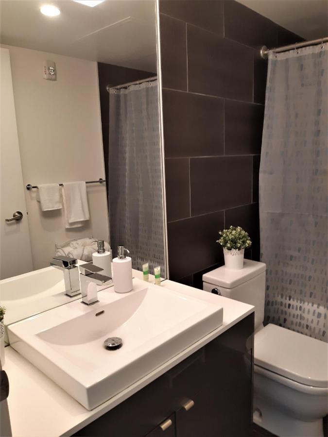 Luxury Skyline Condo In Downtown Free 24/7 Parking Winnipeg Ngoại thất bức ảnh