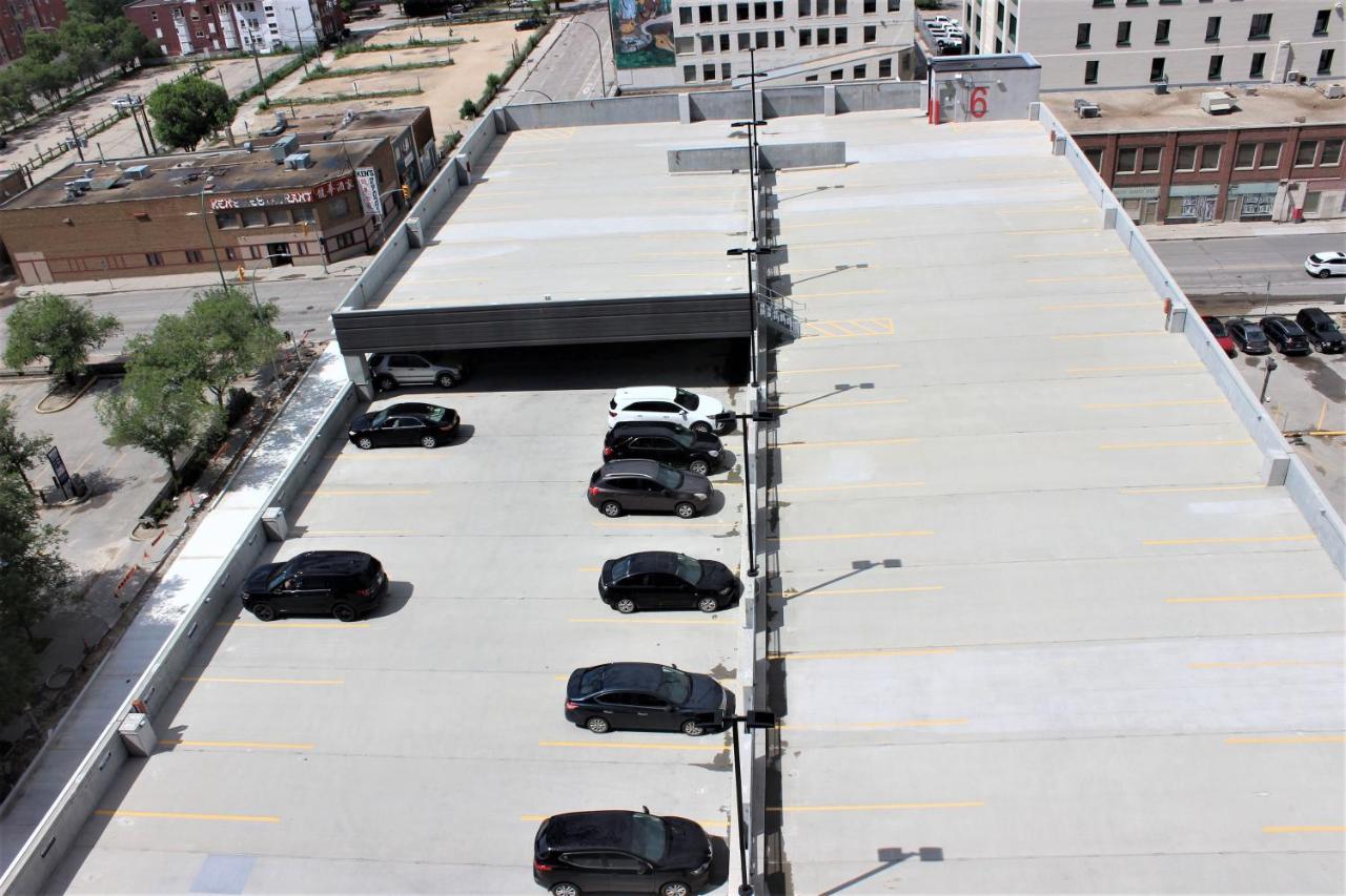Luxury Skyline Condo In Downtown Free 24/7 Parking Winnipeg Ngoại thất bức ảnh